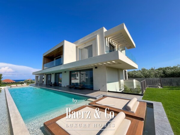 photo 3 Impeccable Sea front Villa on Zakynthos’ Eastern Coastline - Tragaki, Zakynthos